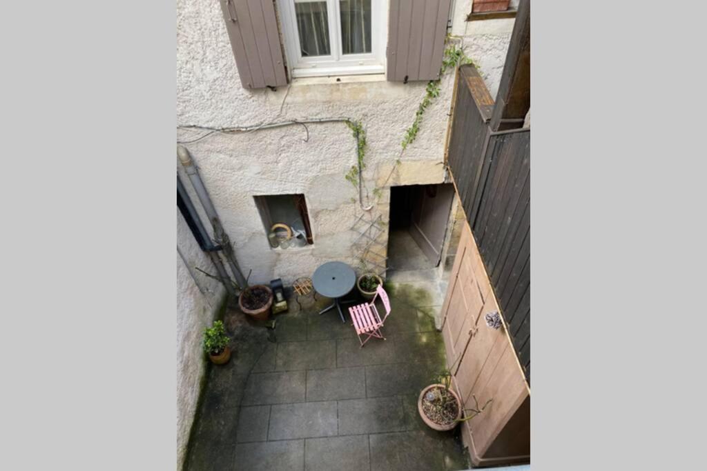 Apartamento Le Puits Du Bourg Nevers Exterior foto