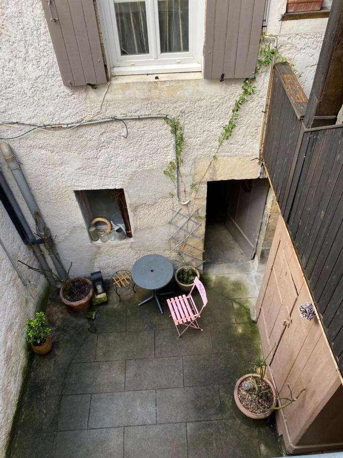 Apartamento Le Puits Du Bourg Nevers Exterior foto